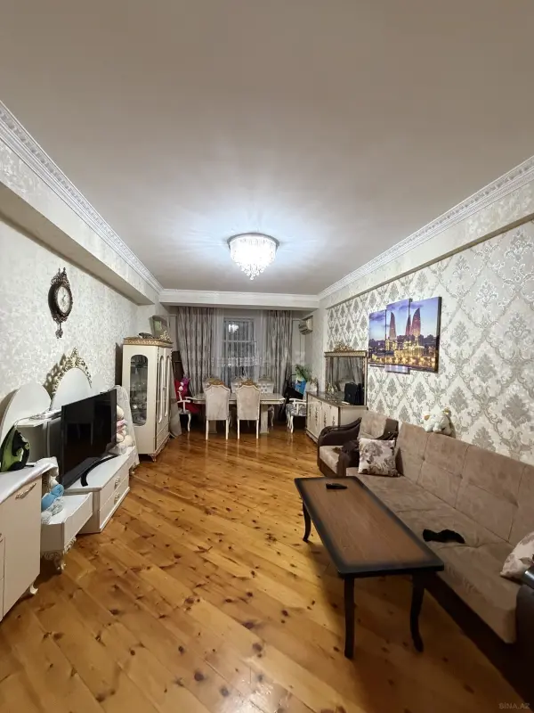 Satılır 2 otaqlı mənzil 87 m²