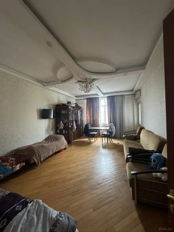 Satılır 2 otaqlı mənzil 70 m²
