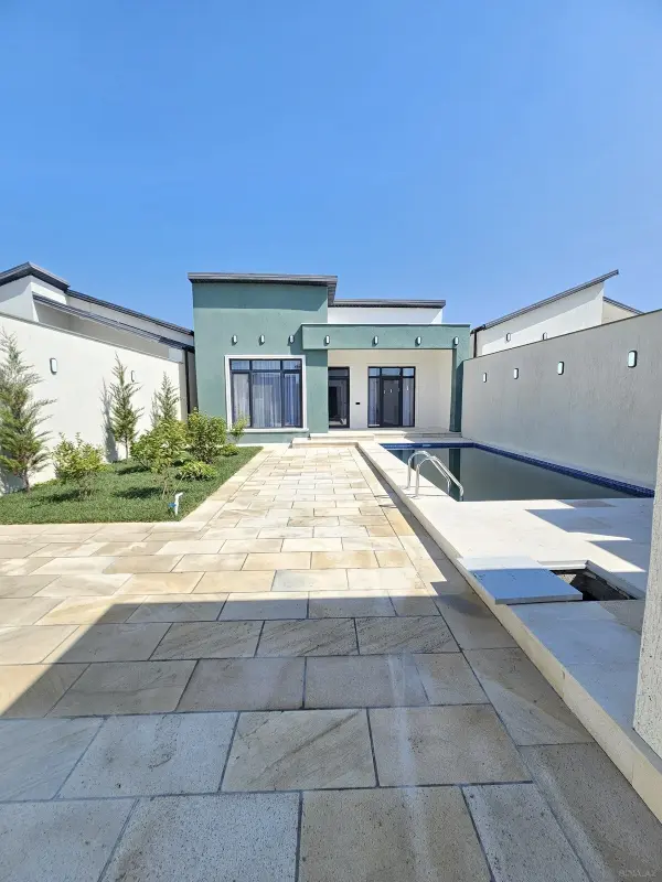 Satılır 4 otaqlı həyət evi 150 m²