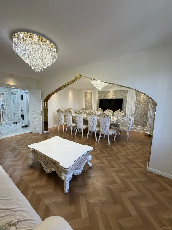 Kirayə verilir 4 otaqlı mənzil 100 m²