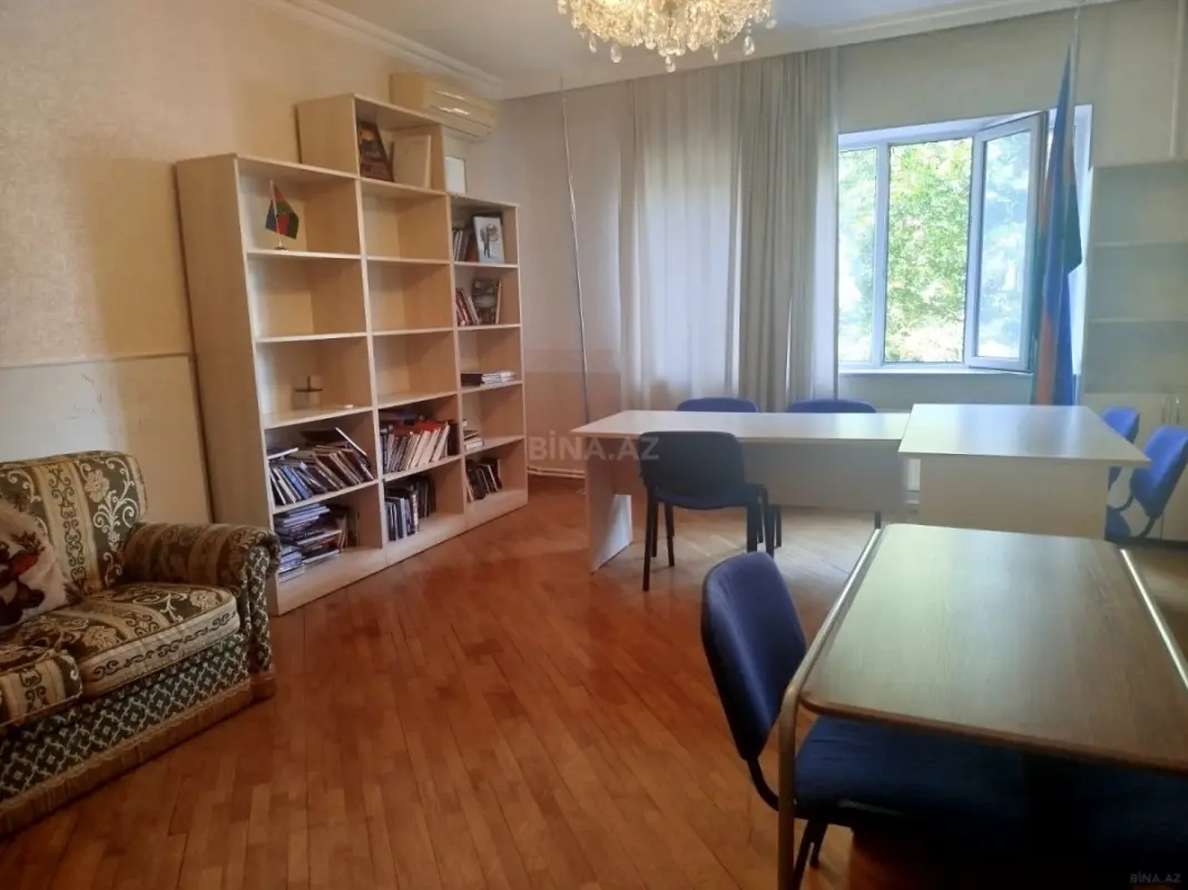 Kirayə verilir 2 otaqlı ofis 48 m²