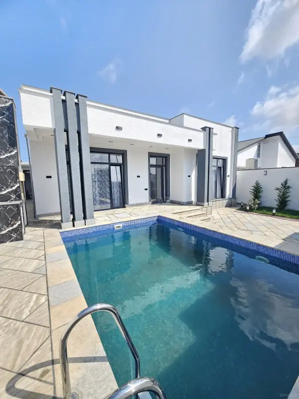 Satılır 3 otaqlı həyət evi 140 m²
