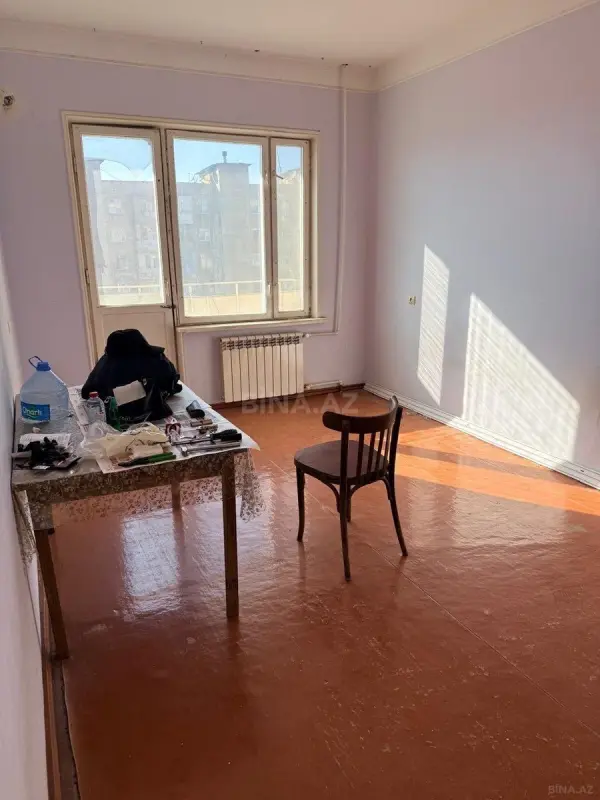 Satılır 4 otaqlı mənzil 105 m²