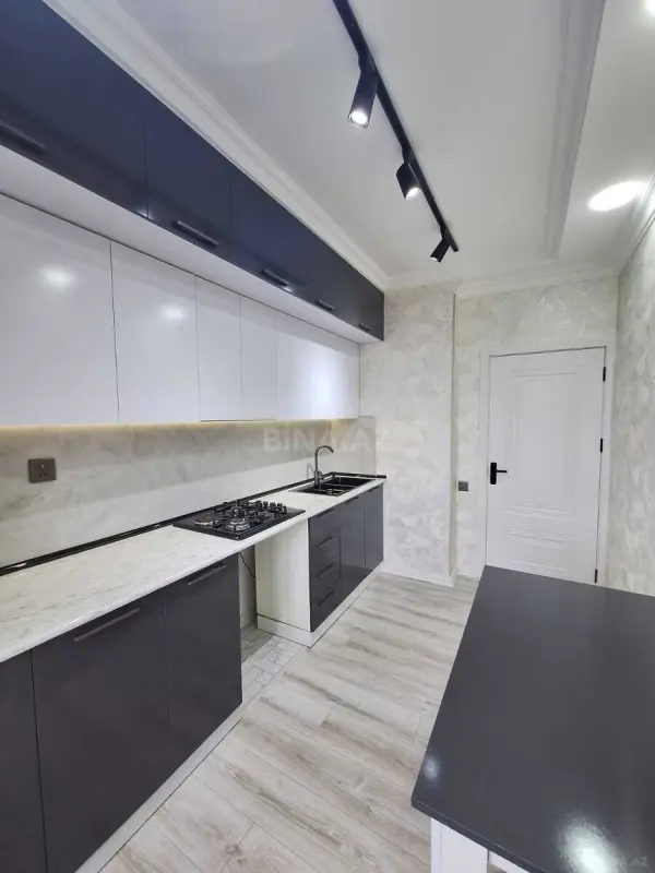 Satılır 3 otaqlı mənzil 74 m²