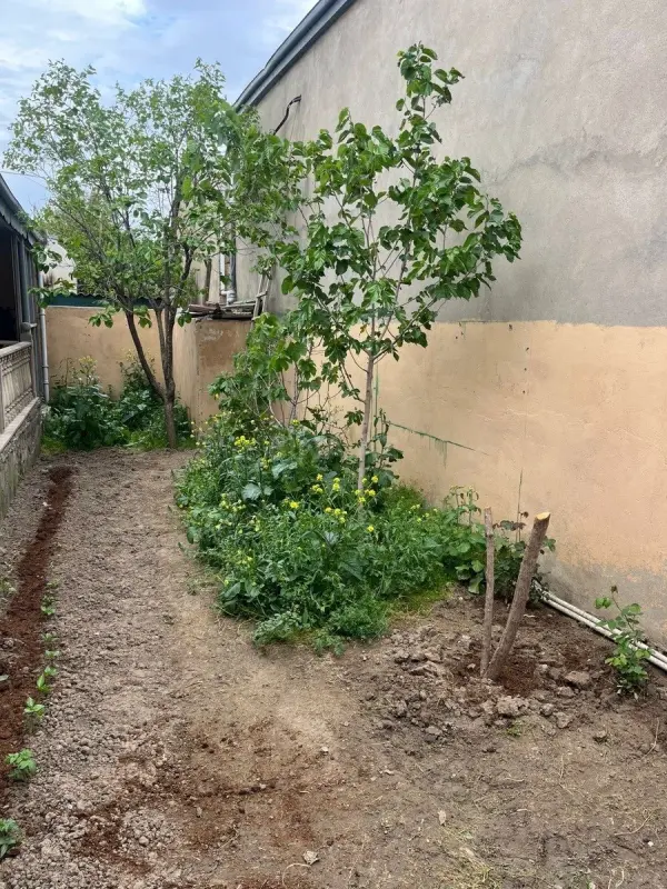 Satılır 4 otaqlı həyət evi 130 m²