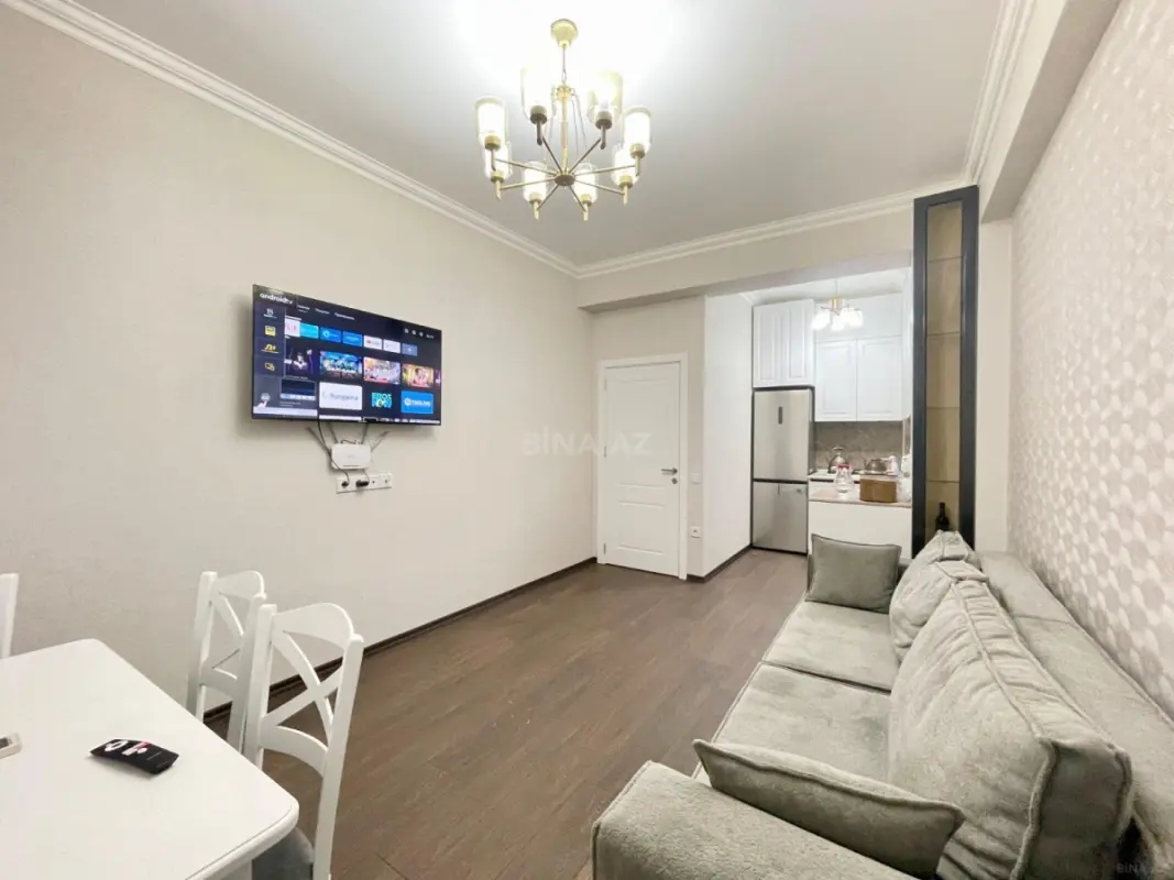 Kirayə verilir 2 otaqlı mənzil 55 m²