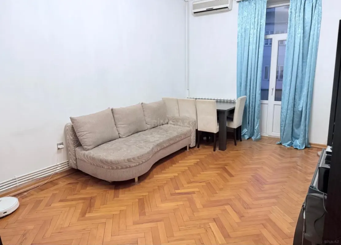 Satılır 3 otaqlı mənzil 79 m²