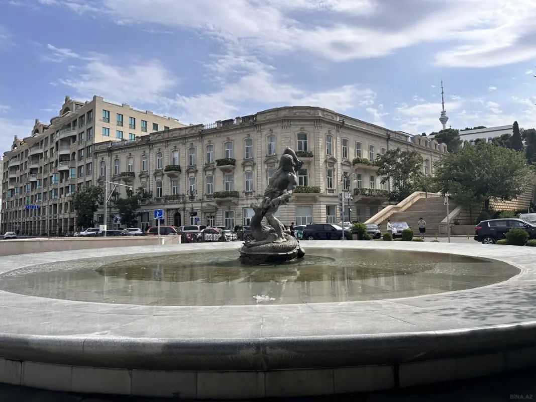 Satılır 3 otaqlı mənzil 100 m²