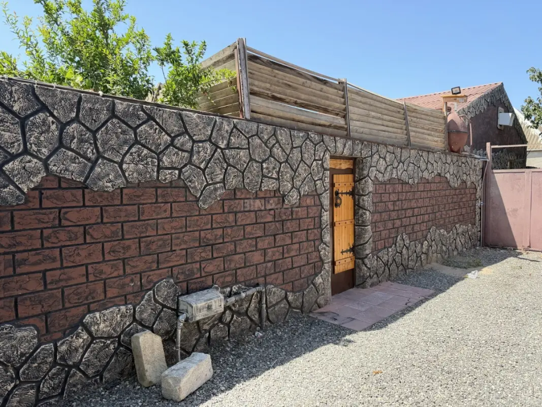Satılır 3 otaqlı həyət evi 100 m²