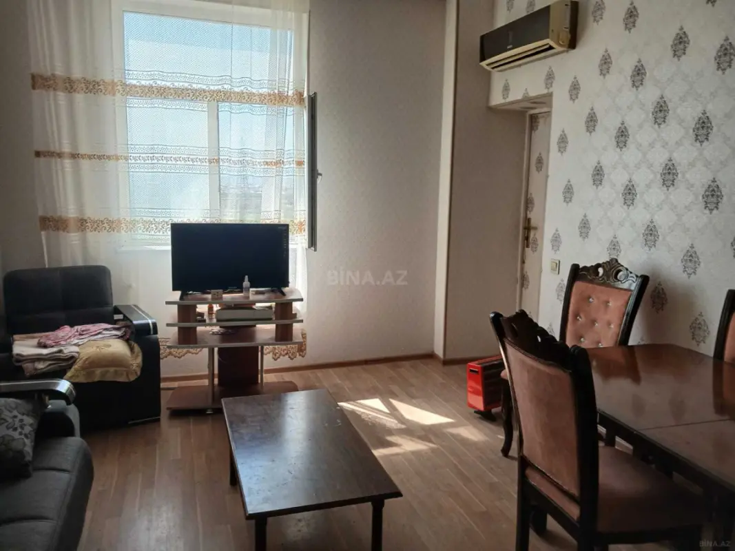 Satılır 2 otaqlı mənzil 74 m²