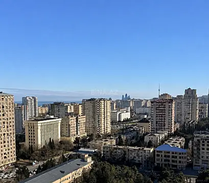 Satılır 2 otaqlı mənzil 110 m² — Bakı, İnşaatçılar 2 otaq 110.00 m²