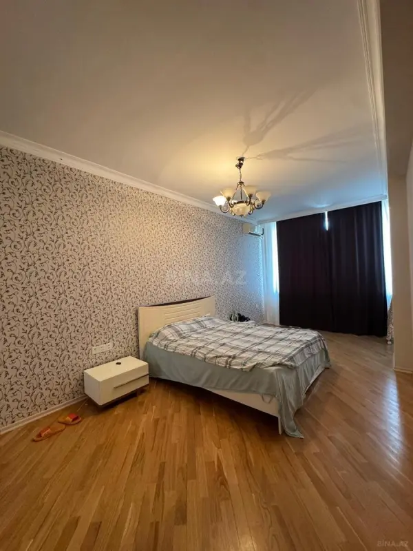 Kirayə verilir 3 otaqlı mənzil 110 m²
