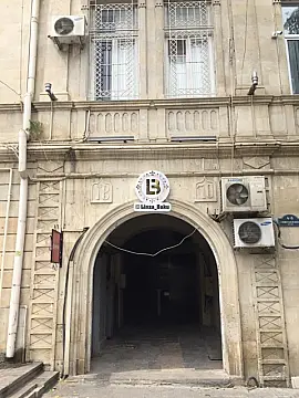 Kirayə verilir obyekt 140 m² — Bakı 140.00 m²