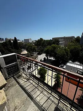 Kirayə verilir obyekt 145 m² — Bakı 145.00 m²