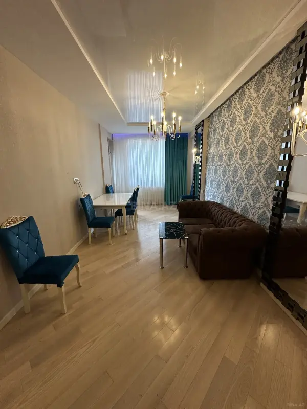 Satılır 2 otaqlı mənzil 67 m²