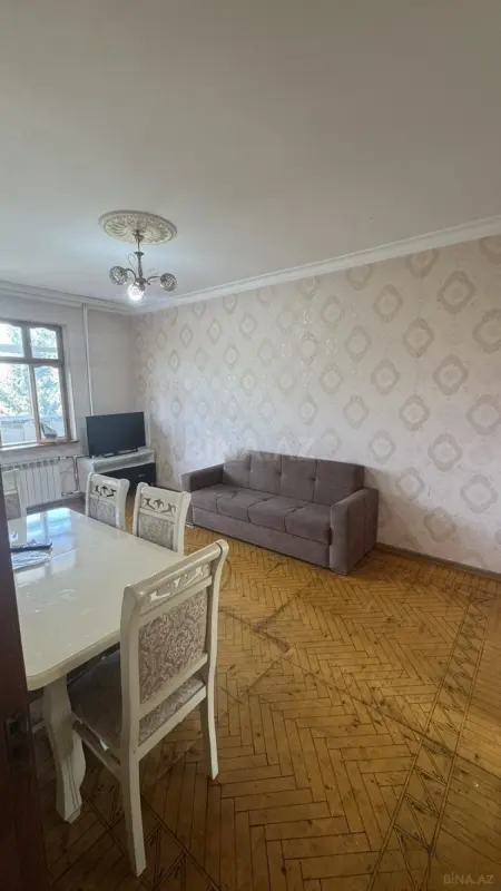 Kirayə verilir 2 otaqlı mənzil 55 m²