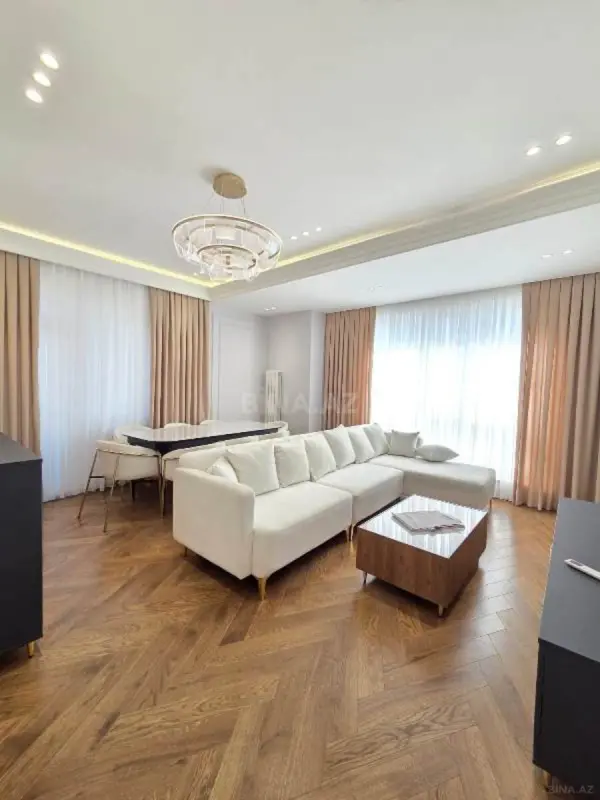 Satılır 3 otaqlı mənzil 116 m²