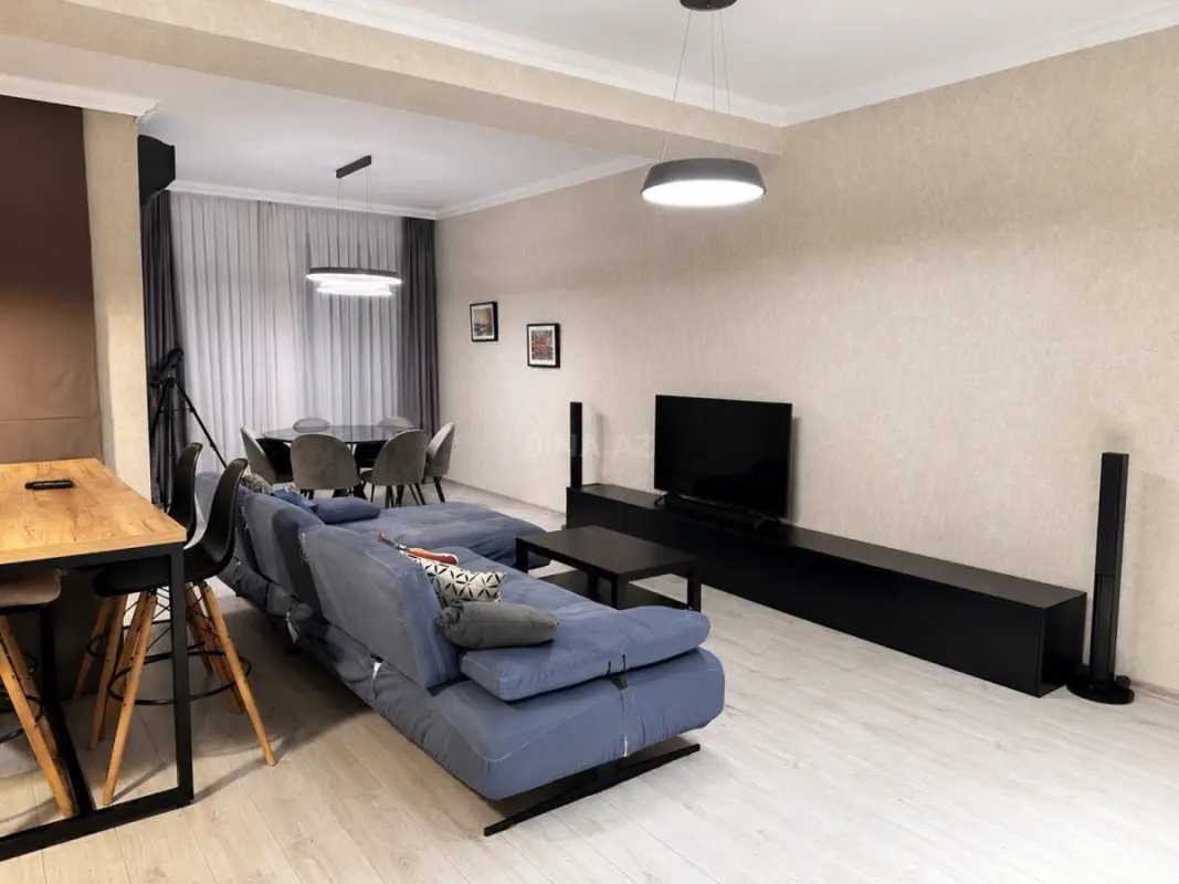 Satılır 3 otaqlı mənzil 101 m²