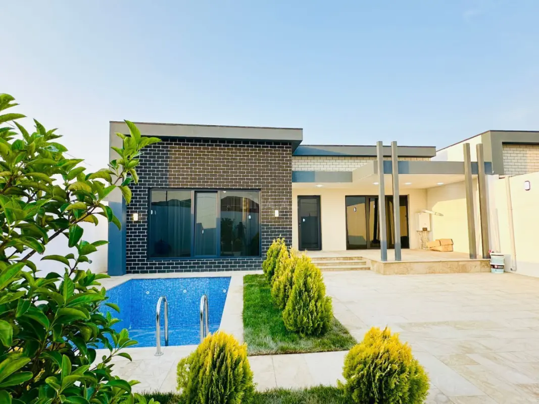 Satılır 4 otaqlı həyət evi 160 m²
