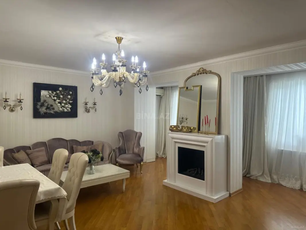 Satılır 4 otaqlı mənzil 110 m²