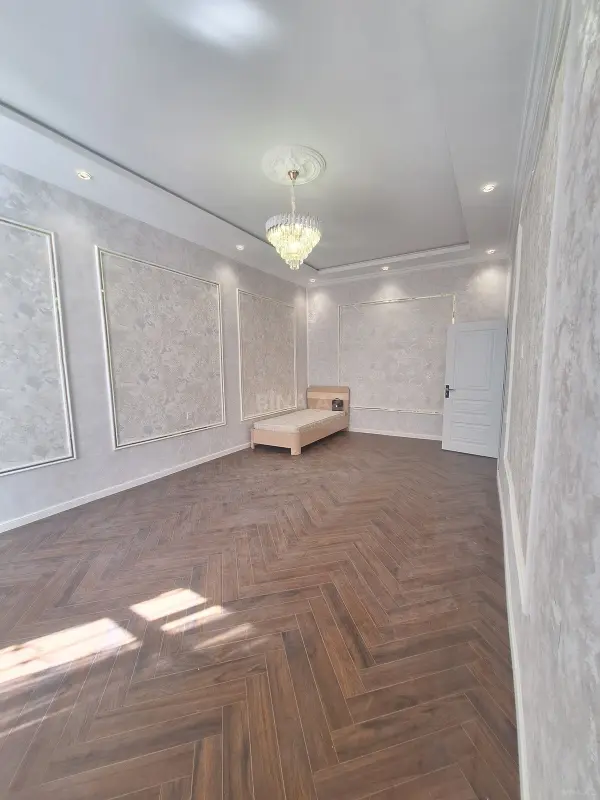 Satılır 2 otaqlı mənzil 61 m²