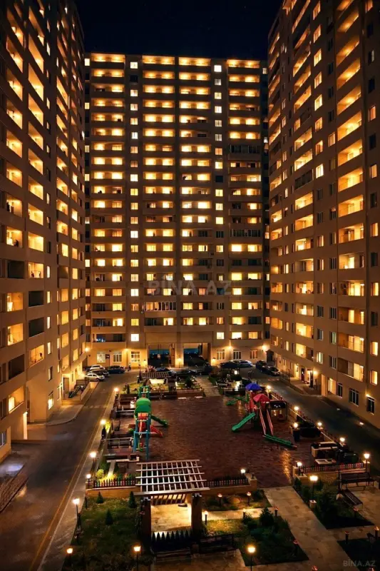 Satılır 3 otaqlı mənzil 128 m²