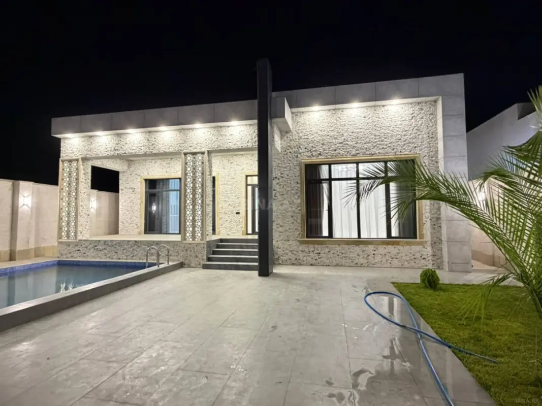 Satılır 4 otaqlı həyət evi 180 m²