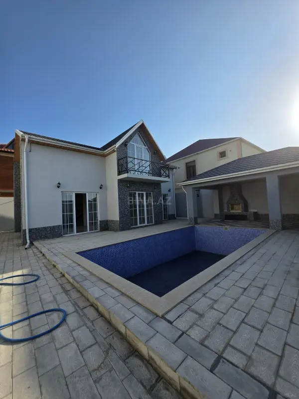 Satılır 4 otaqlı həyət evi 160 m²
