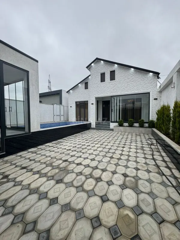 Satılır 4 otaqlı həyət evi 140 m²