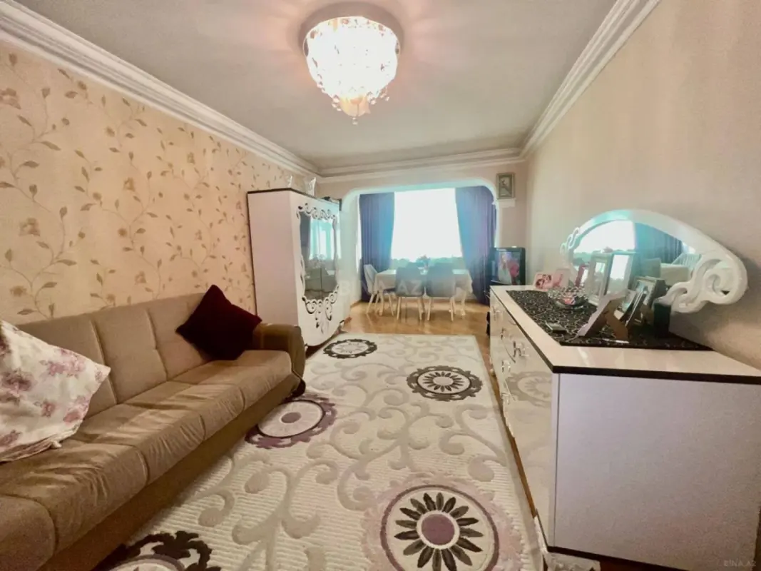 Satılır 4 otaqlı mənzil 95 m²