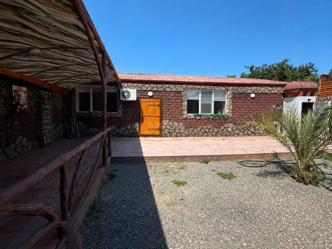 Satılır 4 otaqlı həyət evi 120 m²