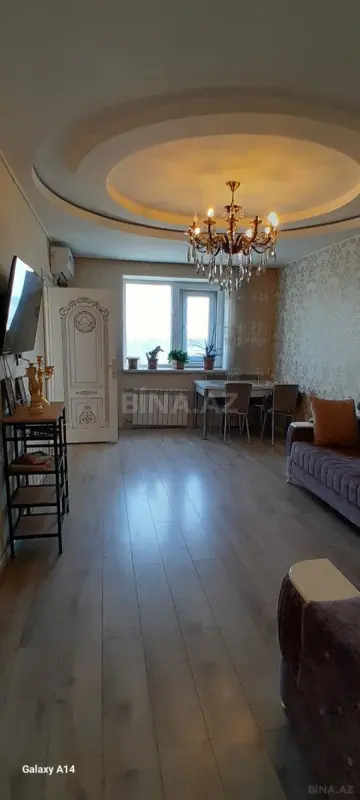 Satılır 3 otaqlı mənzil 82 m²