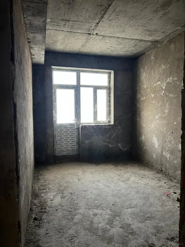 Satılır 3 otaqlı mənzil 150 m²