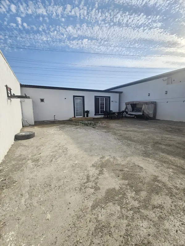 Satılır 4 otaqlı həyət evi 120 m²