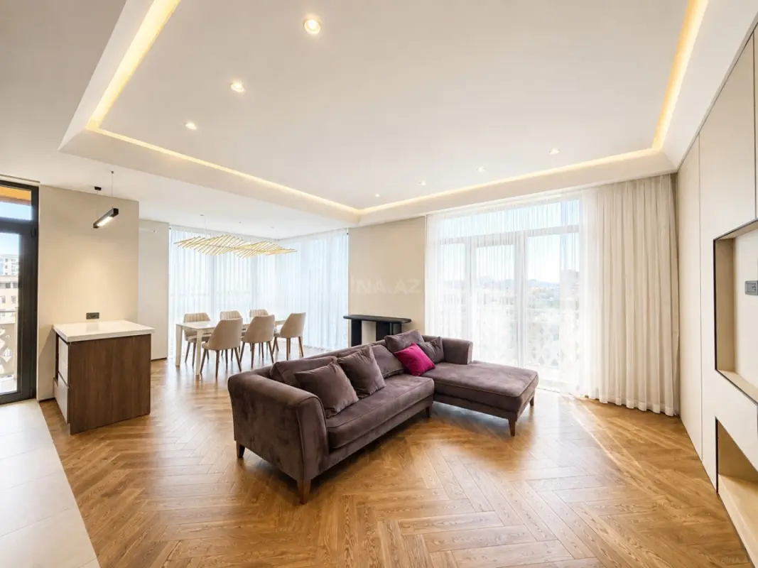 Satılır 3 otaqlı mənzil 115 m²