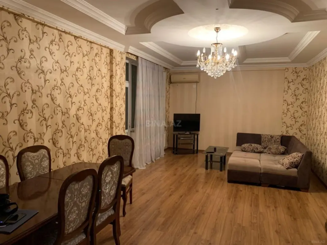 Satılır 3 otaqlı mənzil 100 m²