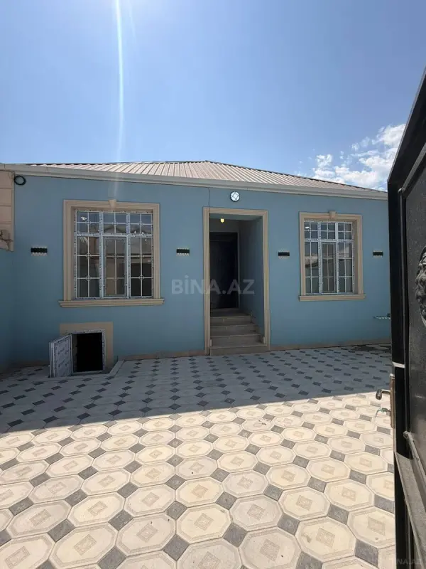 Satılır 4 otaqlı həyət evi 100 m²