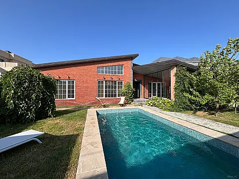 Satılır 4 otaqlı həyət evi 170 m² — Bakı, Mərdəkan 4 otaq 170.00 m²