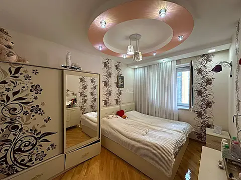 Satılır 4 otaqlı mənzil 136 m² — Bakı, Bakıxanov 4 otaq 136.00 m²
