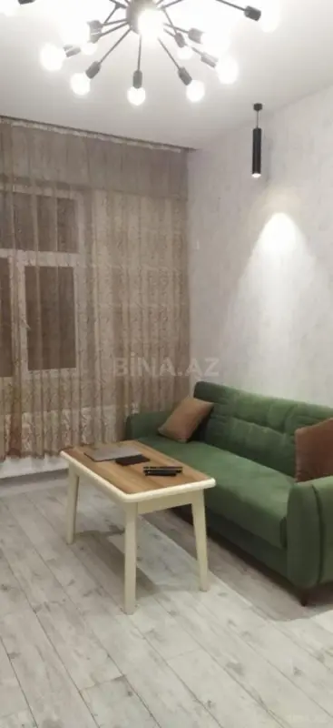 Kirayə verilir 2 otaqlı mənzil 65 m²