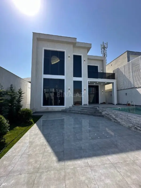 Satılır 5 otaqlı həyət evi 180 m²