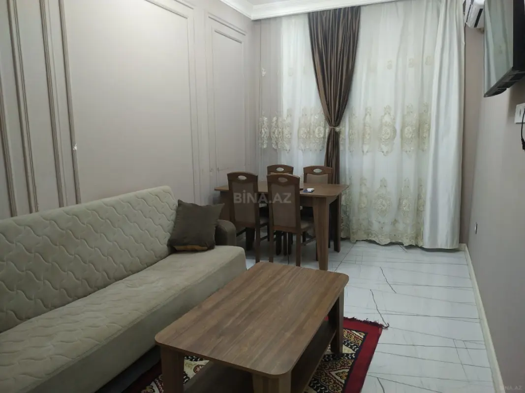 Kirayə verilir 2 otaqlı mənzil 50 m²