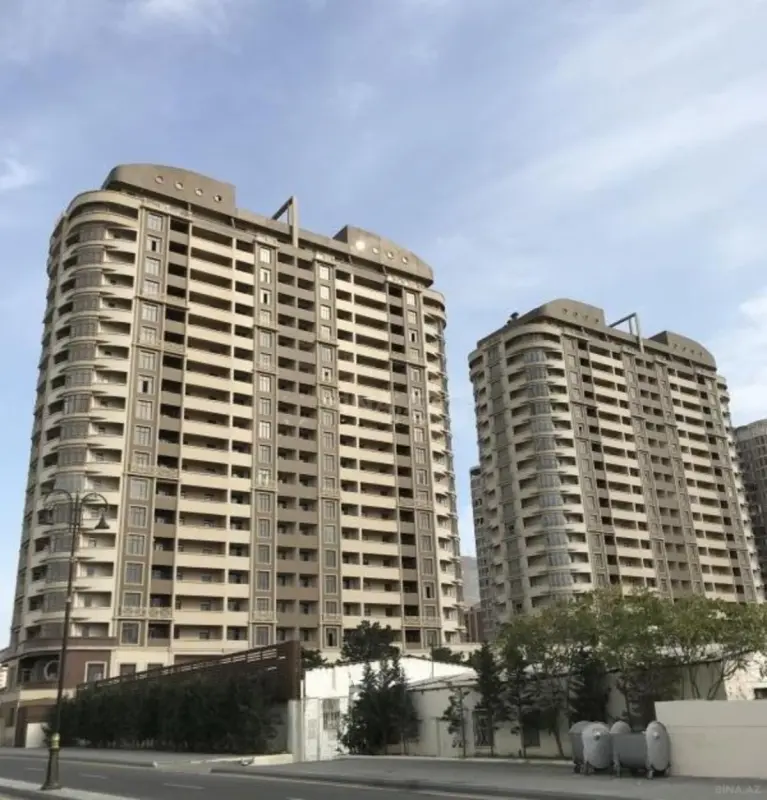 Satılır 1 otaqlı mənzil 64 m²