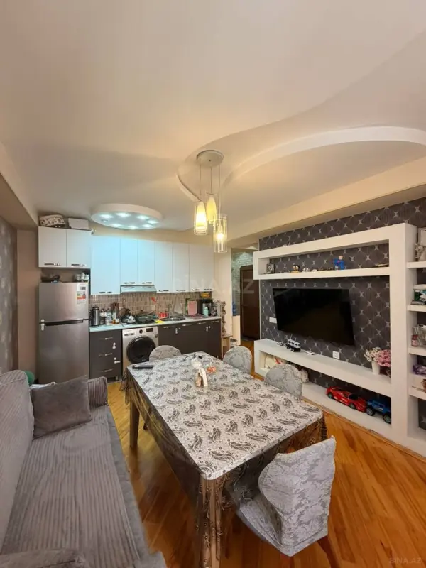 Satılır 2 otaqlı mənzil 42 m²