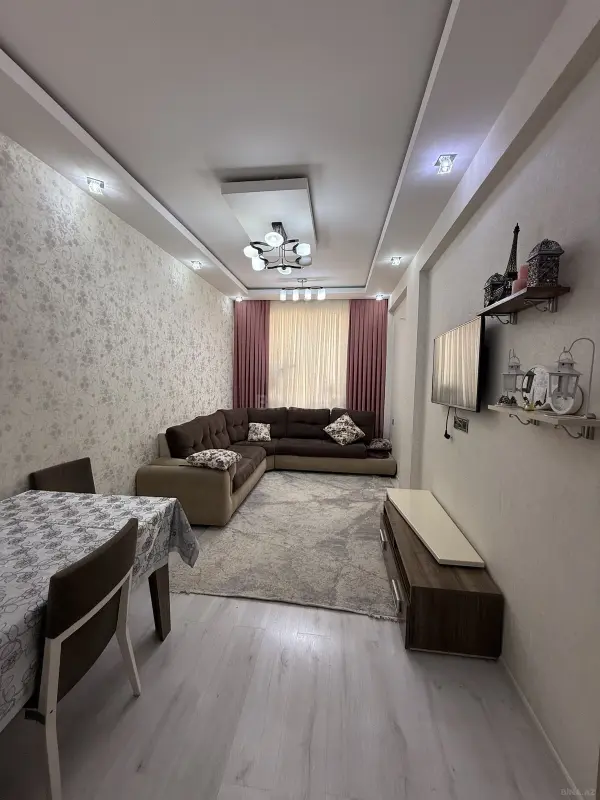 Satılır 3 otaqlı mənzil 98 m²