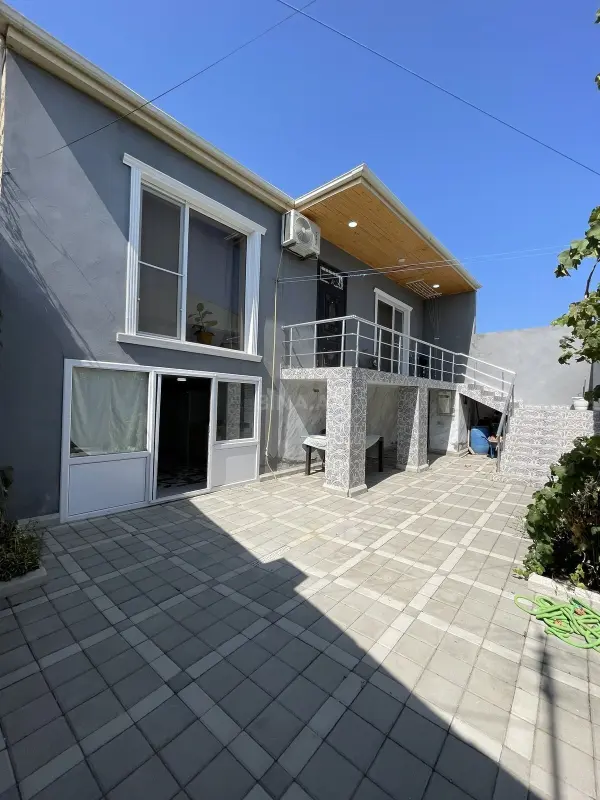 Satılır 5 otaqlı həyət evi 170 m²