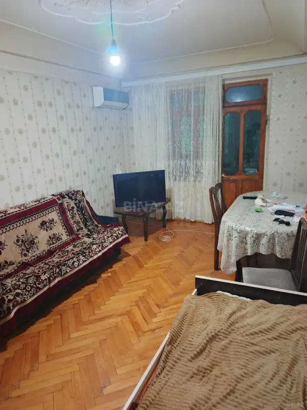 Satılır 3 otaqlı mənzil 50 m²