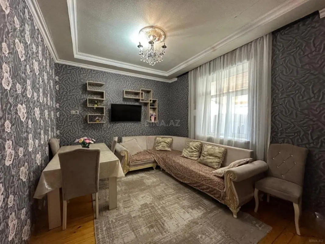 Satılır 3 otaqlı həyət evi 65 m²