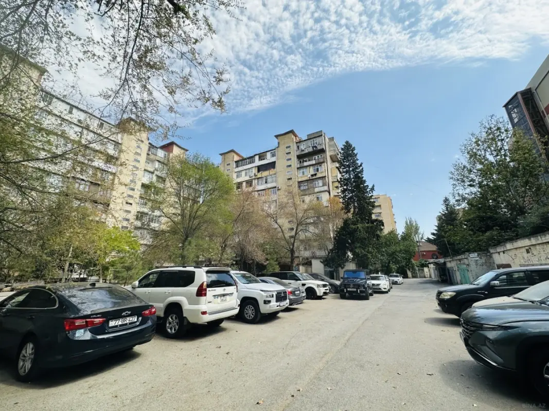 Satılır 3 otaqlı mənzil 90 m²