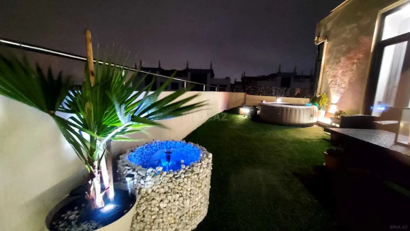 Satılır 3 otaqlı mənzil 475 m²